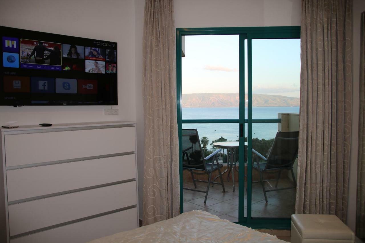 Tiberias Apartment Esterno foto