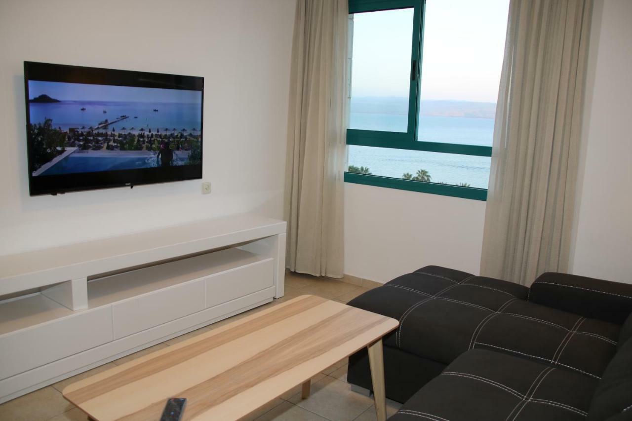 Tiberias Apartment Esterno foto